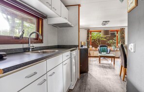 Fridge, microwave, stovetop, dishwasher - Cozy home in Erm with WiFi (Erm)