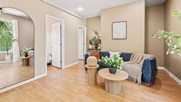 House | 2 bedrooms, Internet