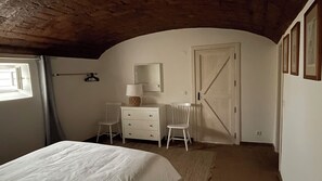 Nhà, 3 phòng ngủ, sân hiên | Bàn ủi/dụng cụ ủi quần áo, nôi/cũi di động 