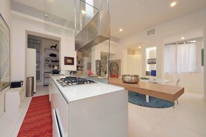 Private kitchen - Beautiful stylish apartment in monti area (Roma)