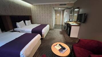 Superior Double Room, City View | Desk, laptop workspace, free WiFi