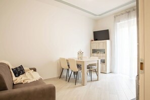 Dining - Apartments The Three Moons-Full Moon (Alghero)