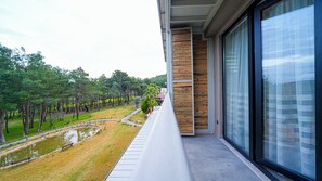 ห้องดีลักซ์ดับเบิล, ระเบียง, วิวภูเขา | วิวจากห้องพัก