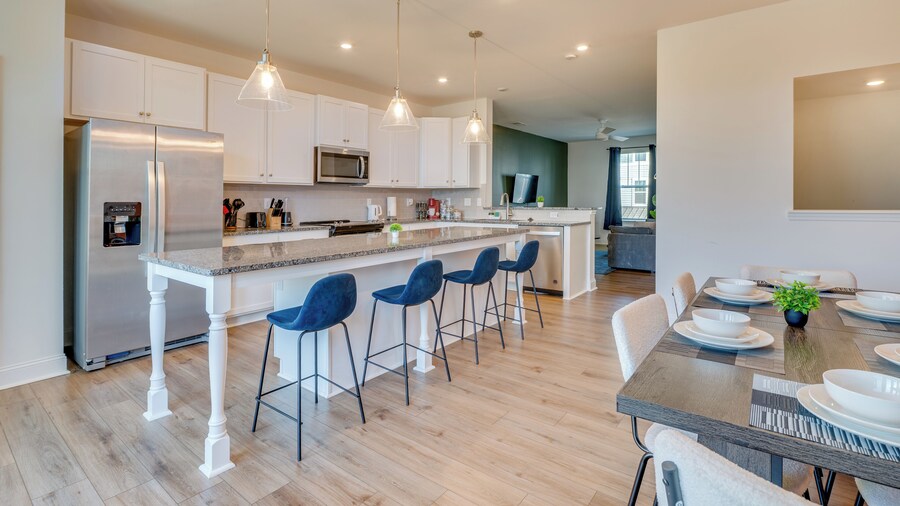 Luxe King 4BR Townhouse to Uptown CLT