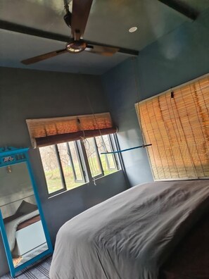 Comfort Cabin, Balcony | Free WiFi, bed sheets