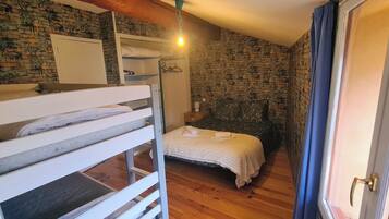 7 bedrooms, iron/ironing board, travel crib, free WiFi