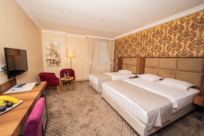 Superior Twin Room | In-room safe, iron/ironing board, free WiFi - BORİS OTEL  (İstanbul)