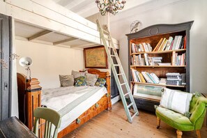 2 chambres, fer et planche Ă repasser, Wi-Fi, draps fournis