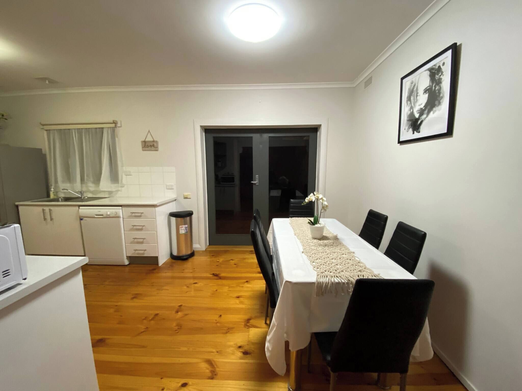 House, 3 Bedrooms, Smoking, Balcony | Dining room