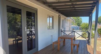 Private 3bed Home With Large Deck Central Location