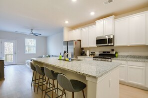 Interior - Family + Dog Friendly! Greenville Townhome w/ Deck (Greenville)