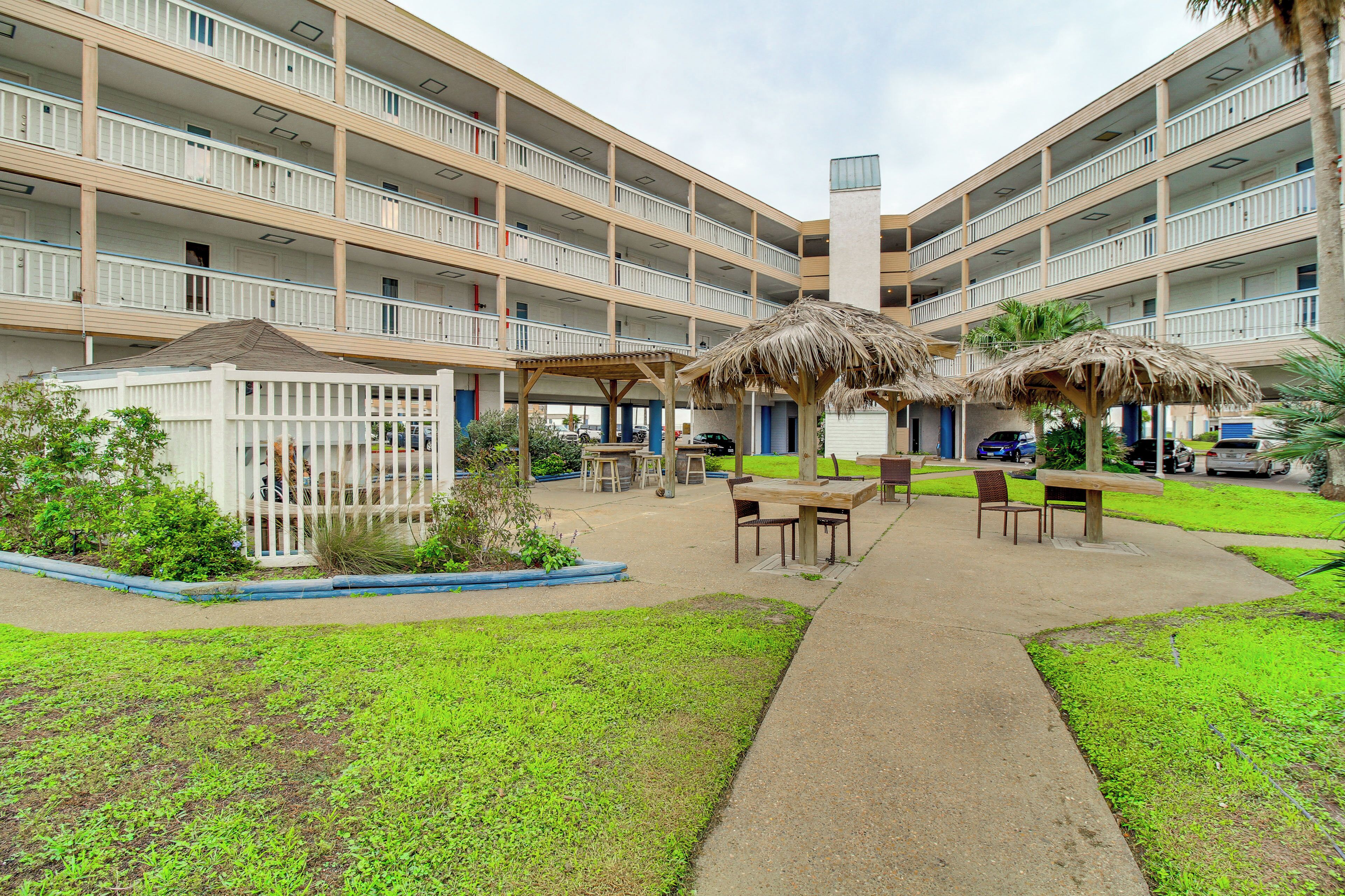 Apartment (1 Bedroom) | Interior