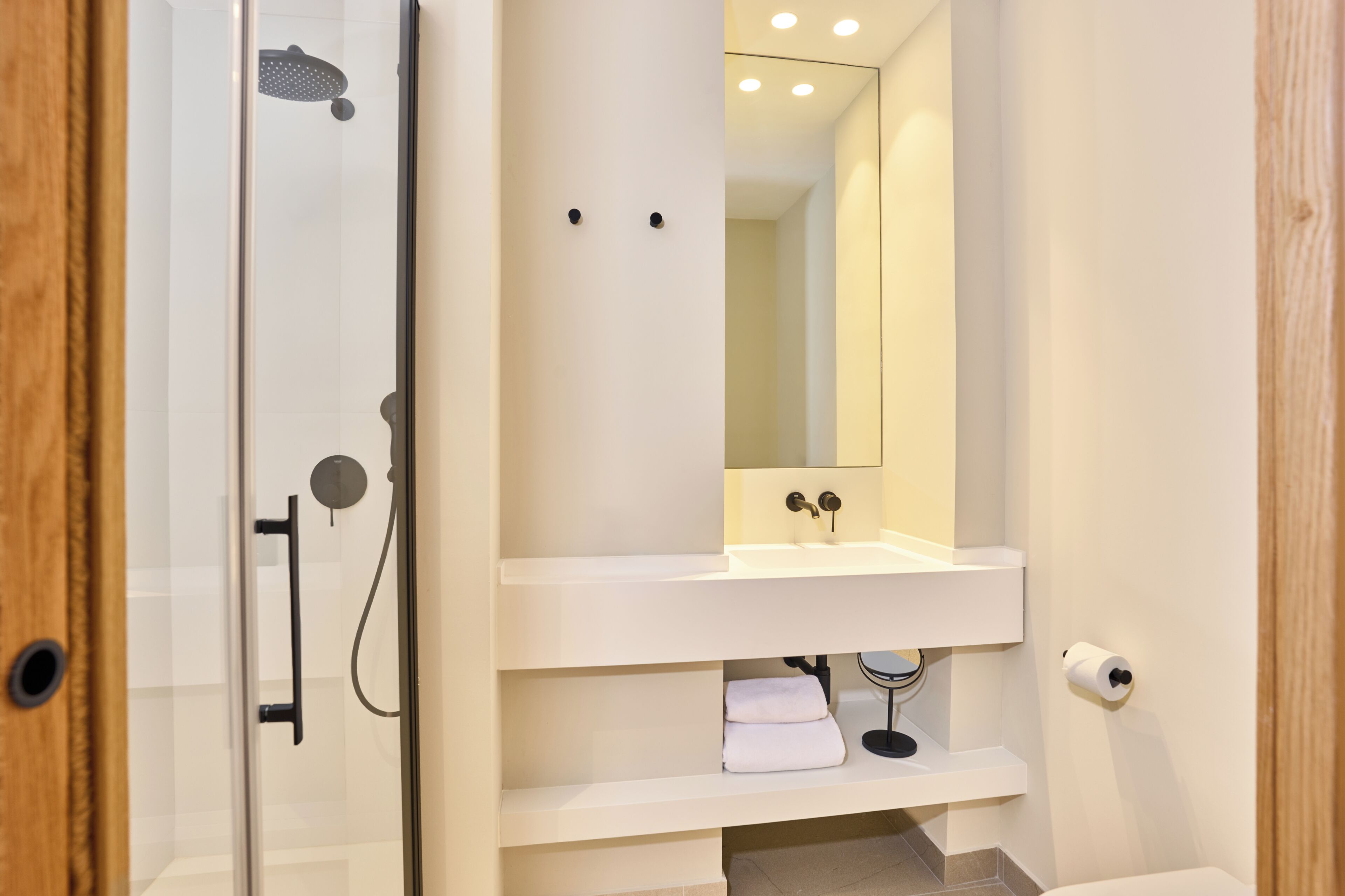 Studio, Balcony | Bathroom | Shower, free toiletries, hair dryer, bathrobes