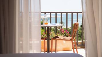 Deluxe Apartment, 1 Bedroom, Terrace, City View | Terrace/patio