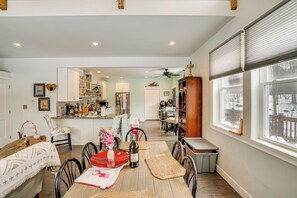 Rumah (4 Bedrooms) | Interior