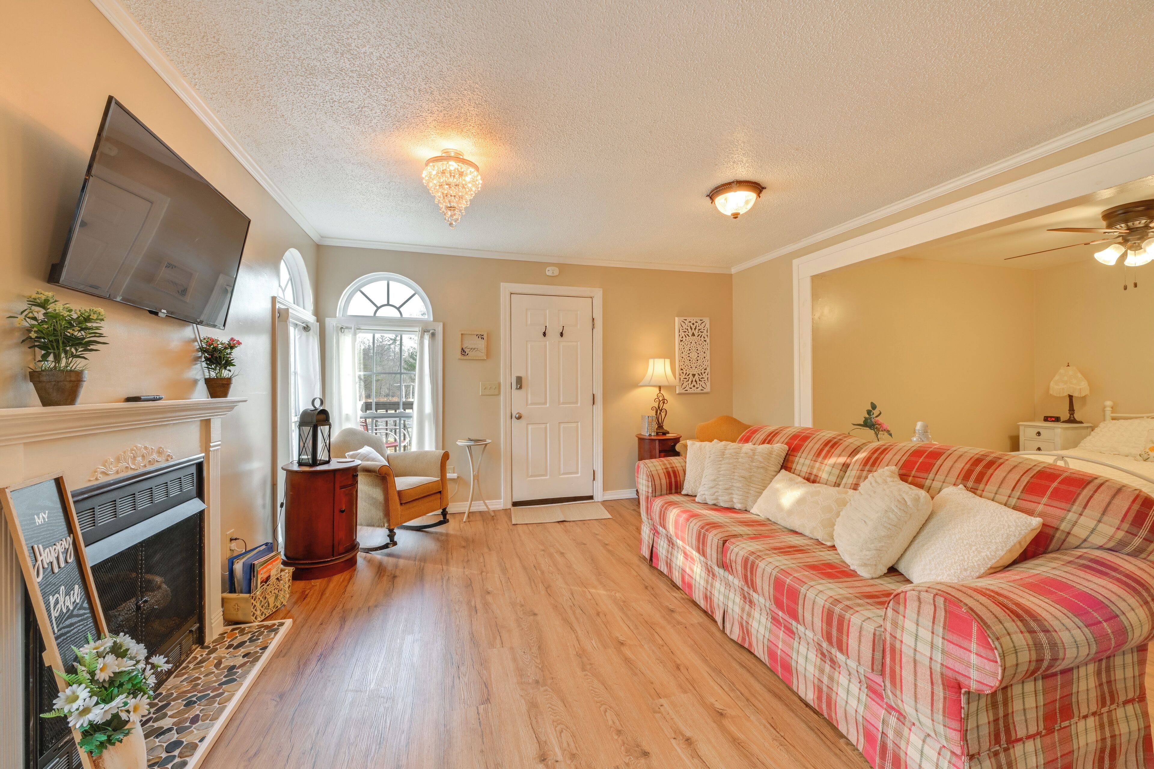Apartment (0 Bedroom) | Front of property