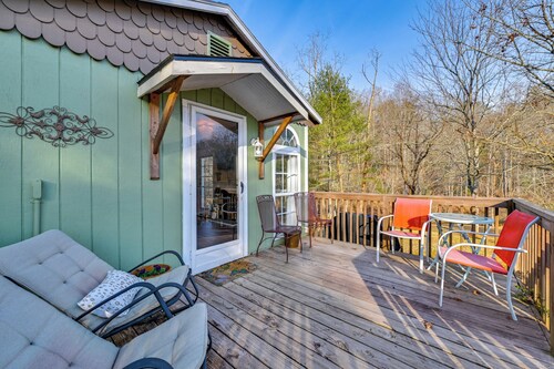 Hike, Swim & Fish On-site: Blue Ridge Mtn Getaway