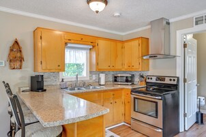 Apartment (0 Bedroom) | Interior