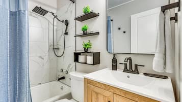 منزل (3 Bedrooms) | المنشأة من الداخل