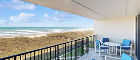 Căn hộ (2 Bedrooms) | Mặt tiền nơi lưu trú