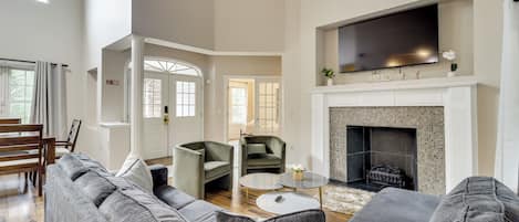 House (4 Bedrooms) | Interior