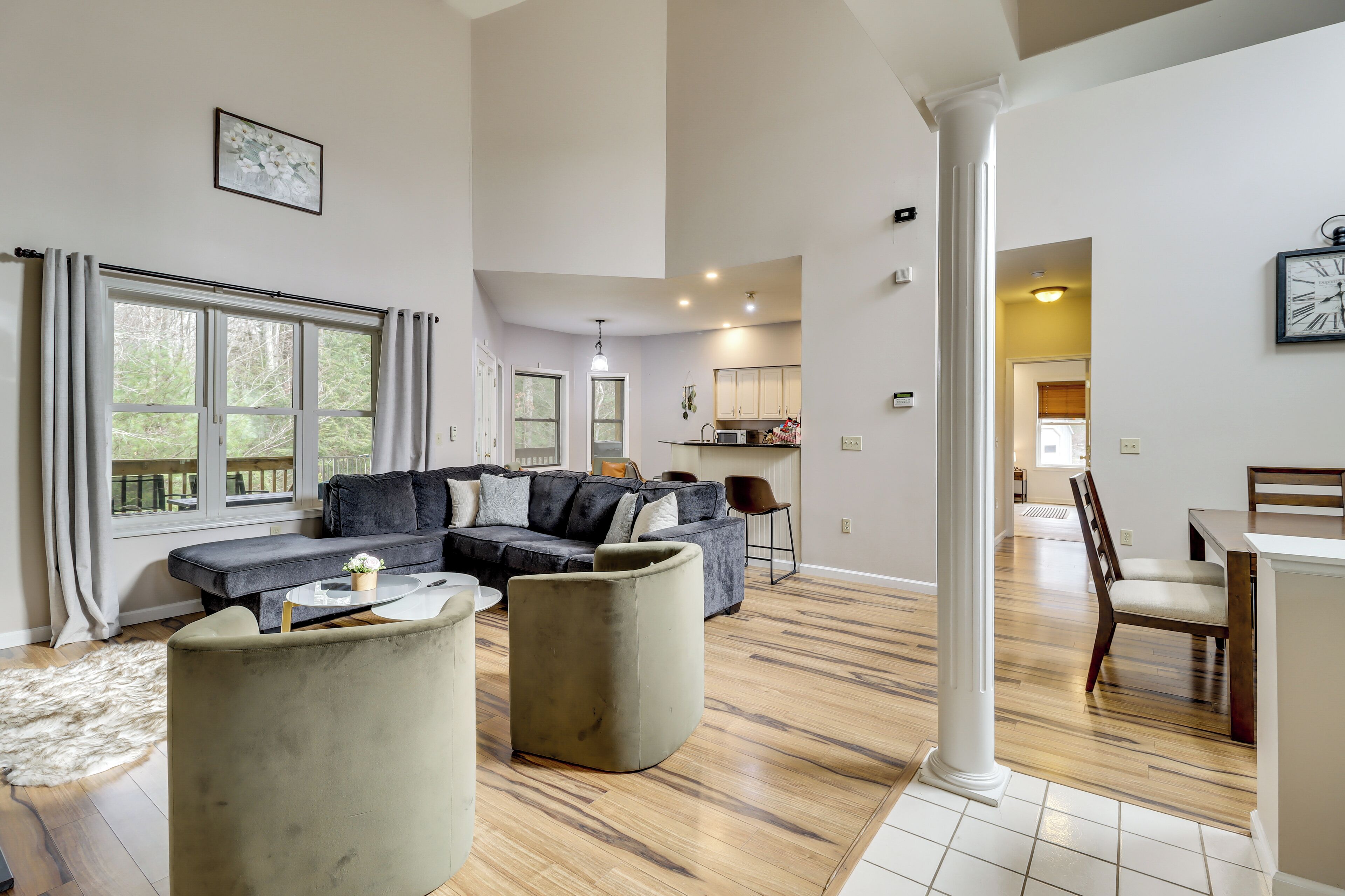 House (4 Bedrooms) | Interior