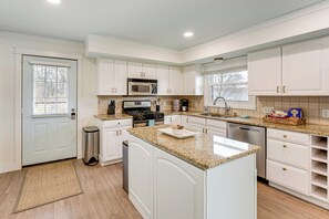 House (3 Bedrooms) | Interior - Private Beach, 3,000 Sq Ft: Murray Lake Retreat! (Lowell)