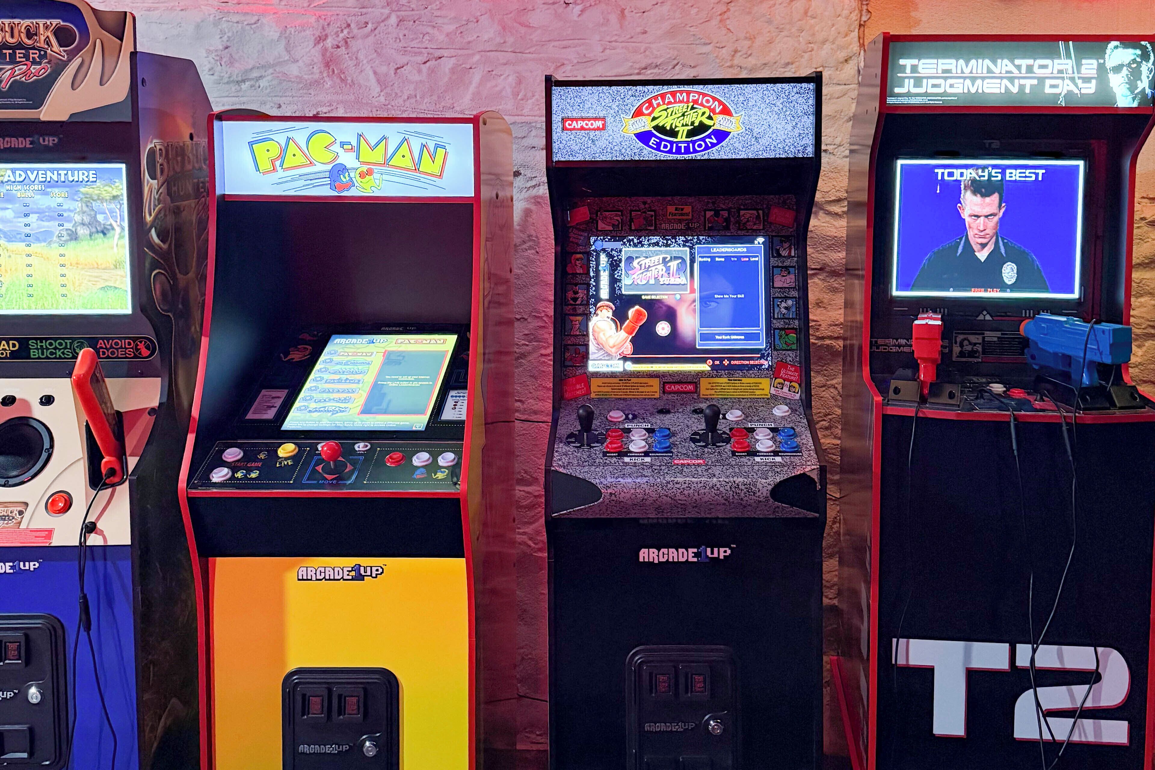 House (5 Bedrooms) | Front of property