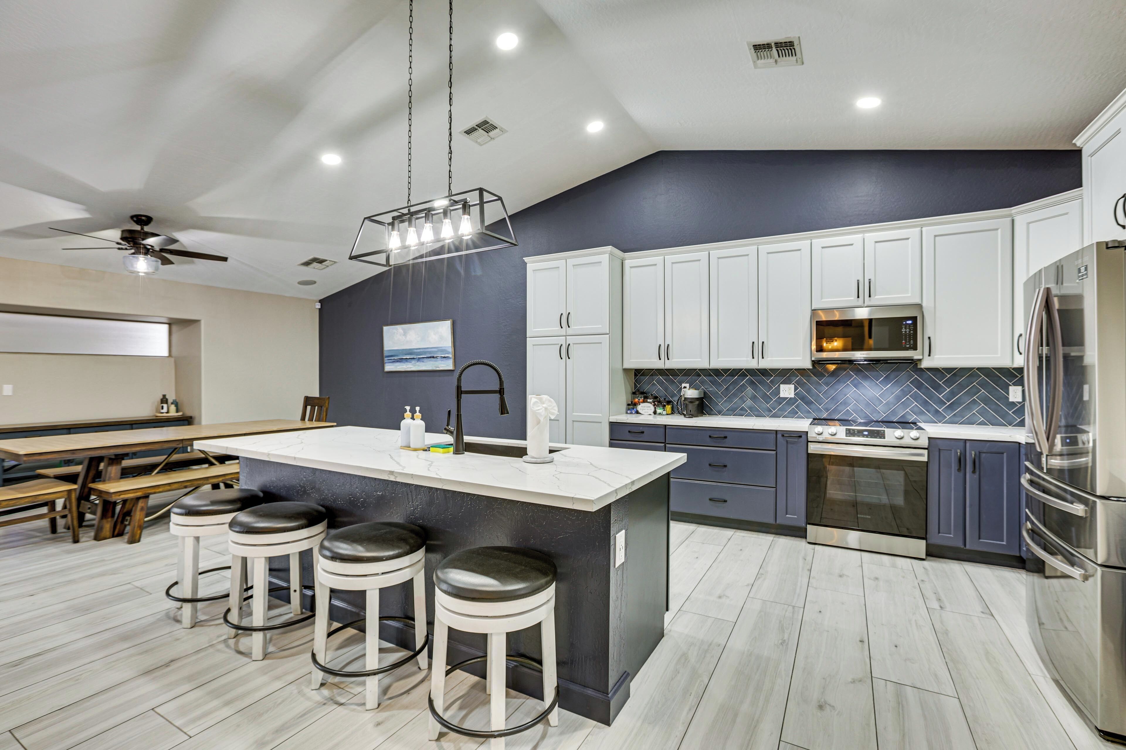 المنشأة من الداخل