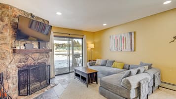 Apartment (2 Bedrooms) | Front of property