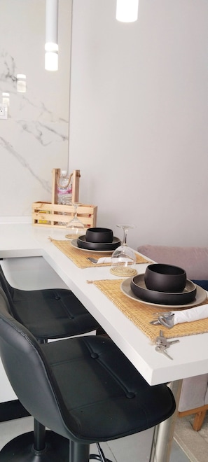 Studio, 1 Schlafzimmer | Speisen