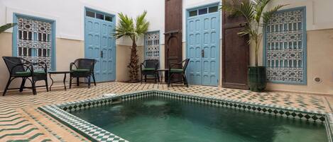 Seasonal outdoor pool