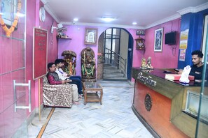 Lobby - Hotel Sampark (Bhadrak)