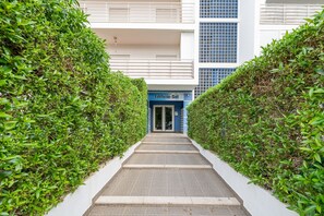 Exterior detail - Sunny Apartment with Shared Pool (Portimão)