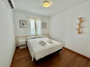 3 habitaciones, tabla de planchar con plancha y wifi 