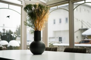 Dining - Appartement Haus Elise - TOP 4, Garden & Mountain view (Zell am See)