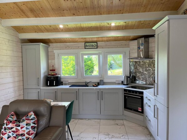 Interior - Cosy Cabin Hideaway 3km From Cavan Town (Cavan)
