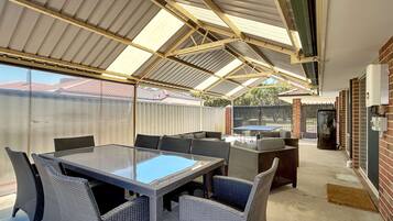 Apartment | Speisen im Freien