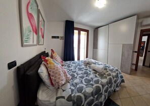 1 Schlafzimmer, Bügeleisen/Bügelbrett, kostenloses WLAN, Bettwäsche