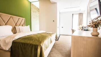 Superior Double Room, Balcony | In-room safe, iron/ironing board, free WiFi