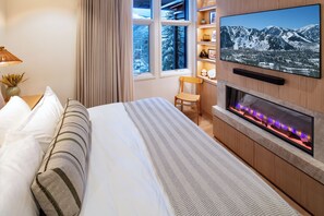3 bedrooms, iron/ironing board, free WiFi, bed sheets - Fifth Avenue Unit 201 | 3BR Luxury Condo with Mountain Views, Walking Distance to Downtown Aspen (Aspen)