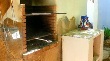 Kamer, 1 slaapkamer, privézwembad, uitzicht op zwembad | Terrein van de accommodatie