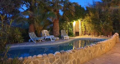 Room-peaceful Private Garden Studio for