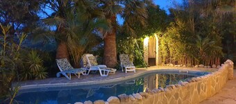 Room-peaceful Private Garden Studio for