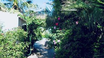 Room, 1 Bedroom, Private Pool, Pool View | Garden