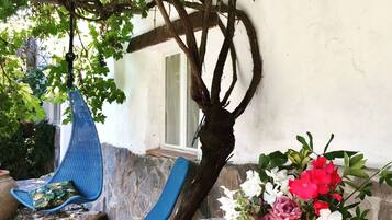 Room, 1 Bedroom, Accessible, Garden View | Terrace/patio