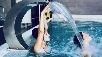 Habitación, 1 habitación, accesible para personas con discapacidad, vistas al jardín | Piscina | Una piscina al aire libre