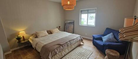 1 bedroom, iron/ironing board, travel crib, internet