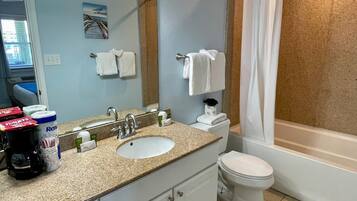 Condo, 1 Bedroom | Bathroom