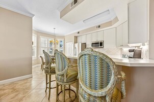 Condo, 3 Bedrooms | Private kitchen | Fridge, oven, coffee/tea maker